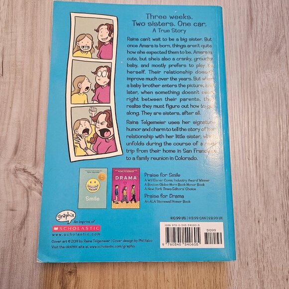 Raina Telgemeier Collection Paperback Set (Smile, Drama, Sisters, Ghosts, Guts) - Picture 5 of 11